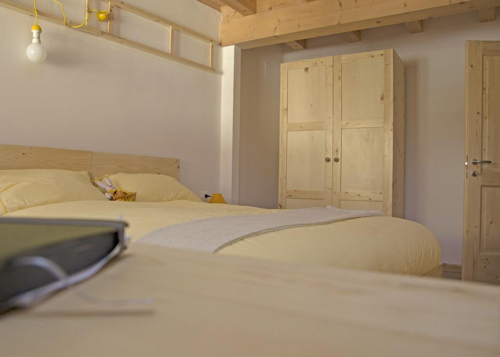 Le Castagne Matte Bed and Breakfast Stenico Δωμάτιο φωτογραφία